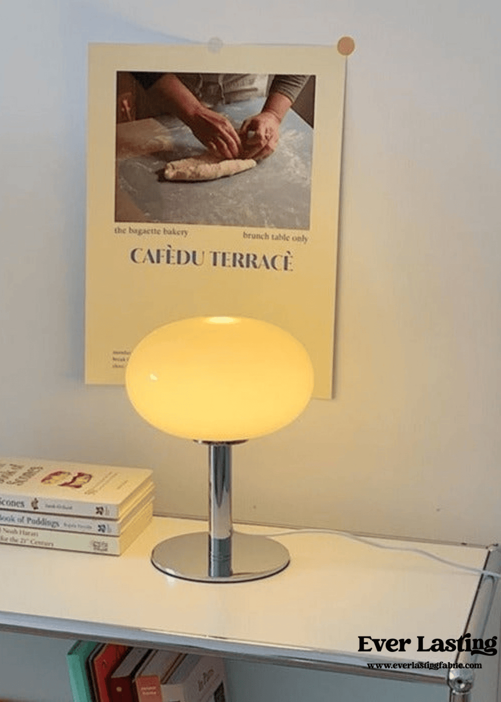 Egg Glass Lamp / Pink