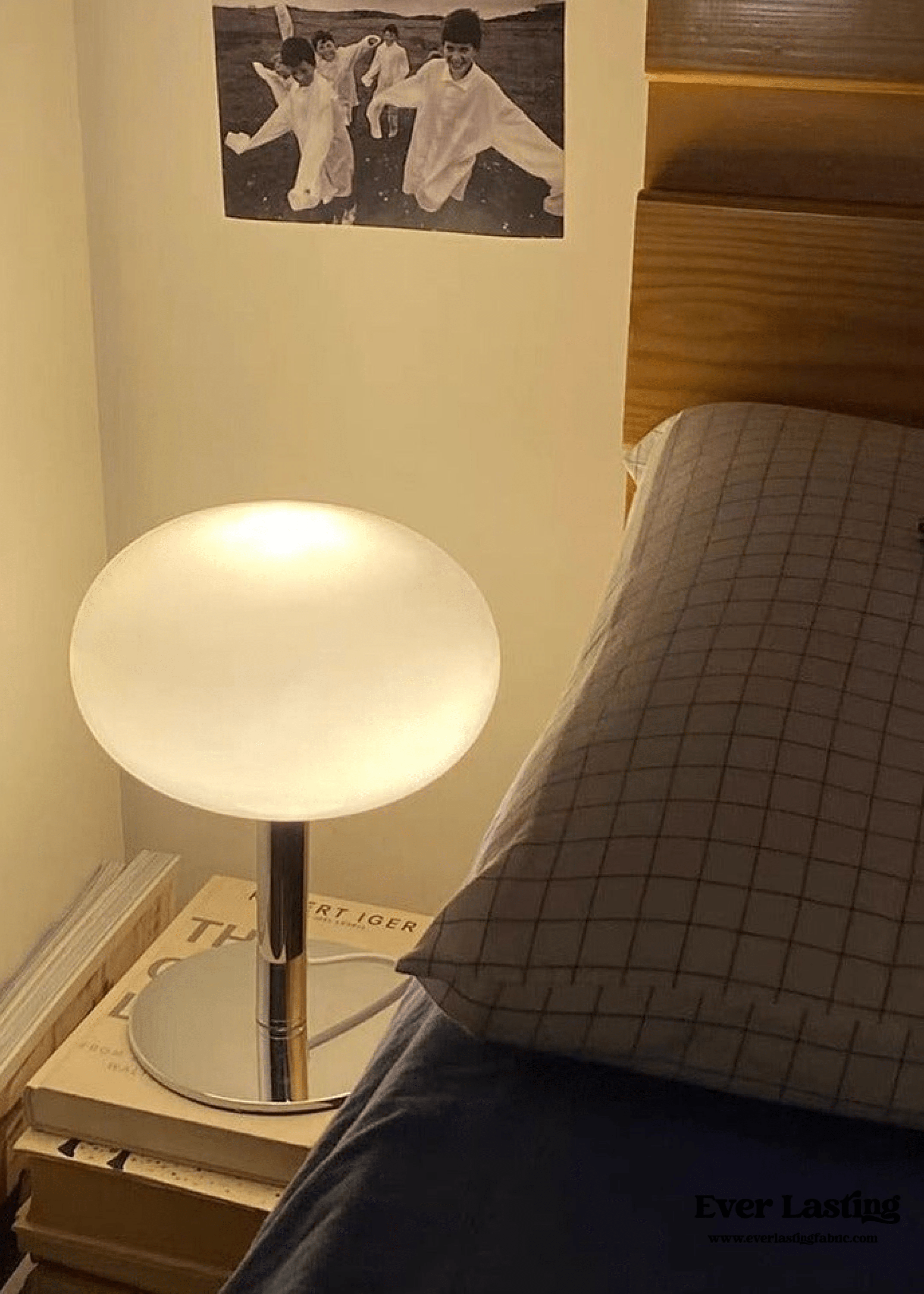 Egg Glass Lamp / Pink