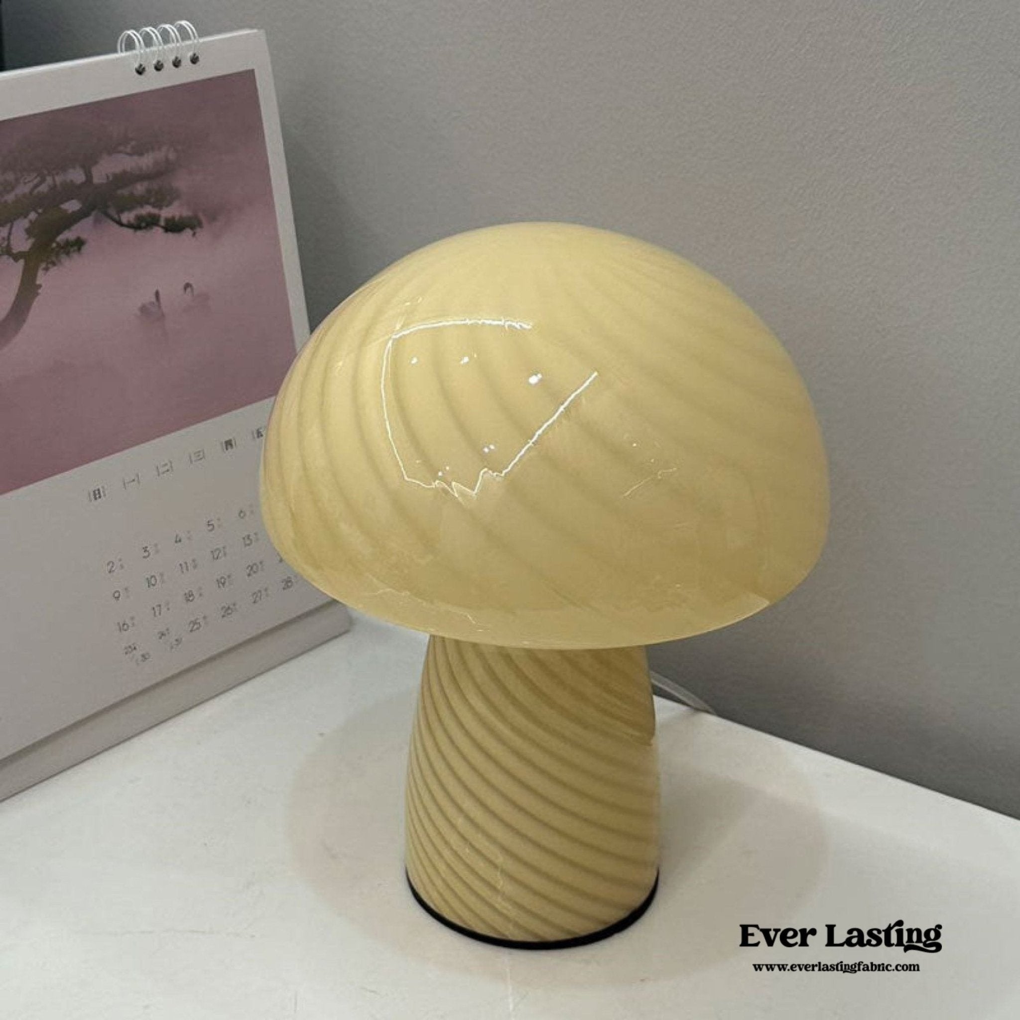 Glossy Mushroom Desk Lamp (3 Colors)