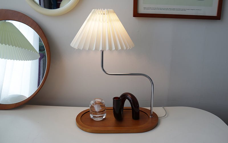 Pleated Wooden Tray Lamp / Brown