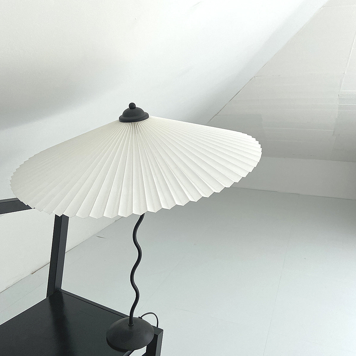Vintage Inspired Tilted Umbrella Lamp / White